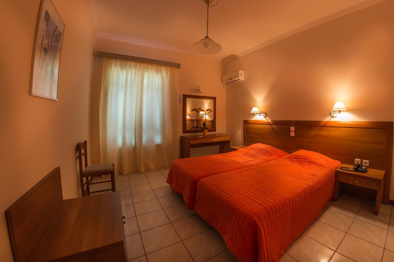 Chryssi Akti Hotel Аргаси Екстериор снимка